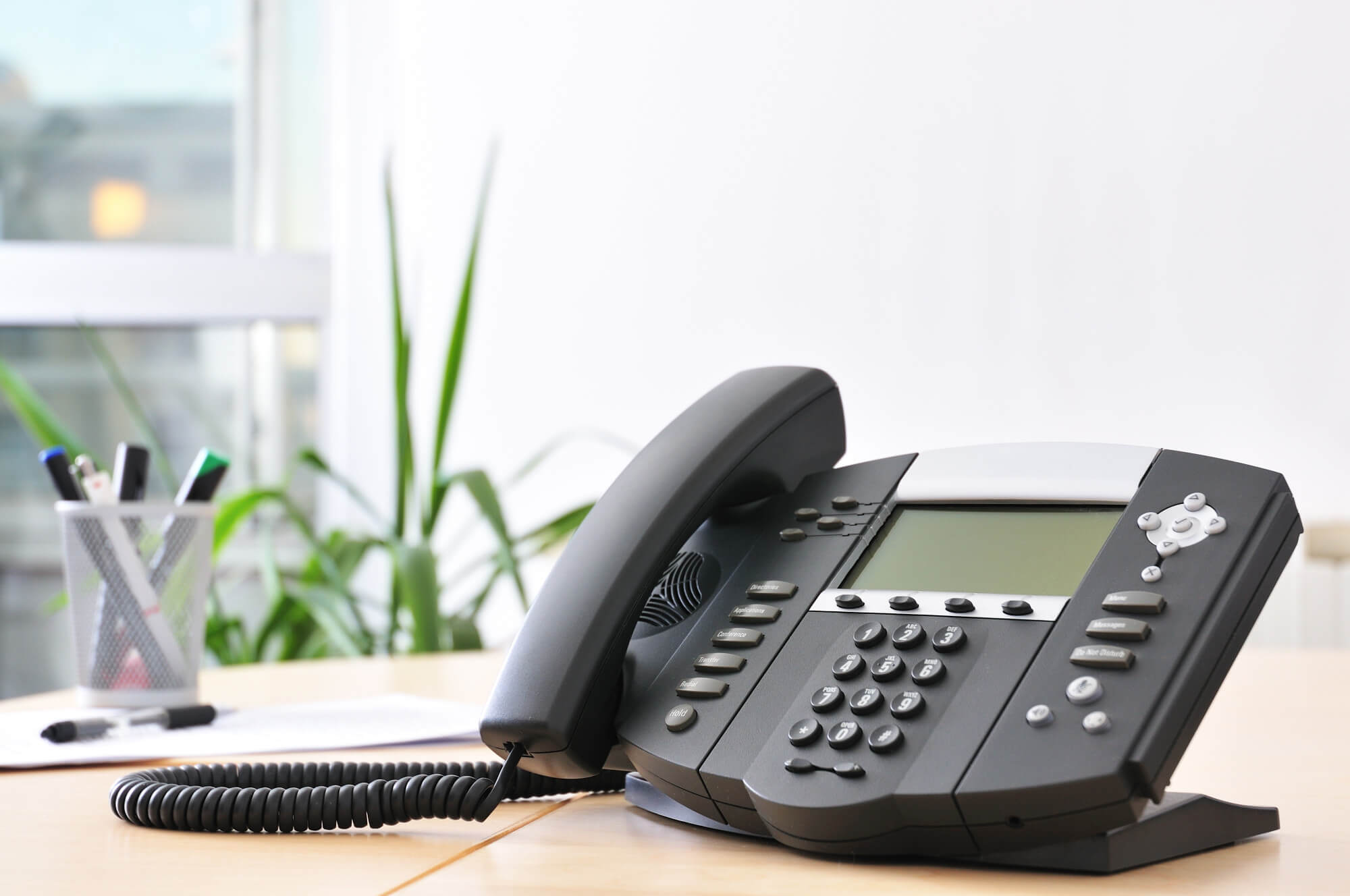 Why Is VoIP Phone Technology Perfect for Small Businesses?