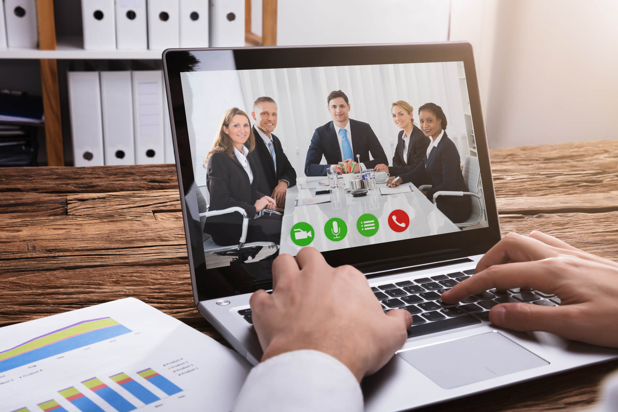 4-reasons-to-move-to-voip-services-for-video-conference-calls